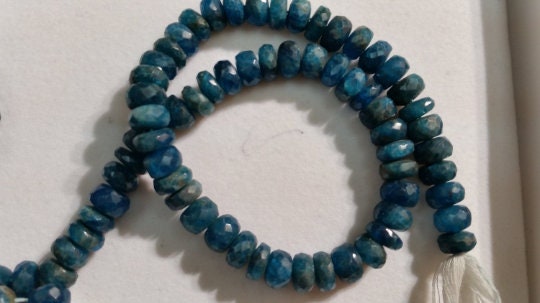 Neon Apatite faceted Rounde Beads 8mm Size- length 13.5 inch