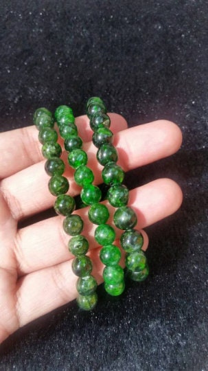 7MM Chrome Diopside Smooth Round , Very good quality,length 15 Inch,country of origin Russia