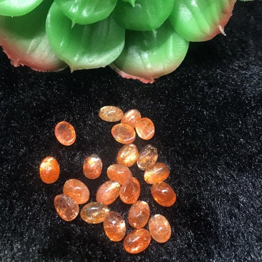 Sunstone Oval Cabs 4x6mm- Natural gemstone cabochon. Good Quality cabs ( Pack of 5 pc )