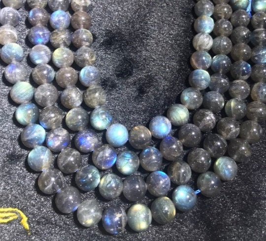 12MM Labradorite Round beads, Top Quality perfect round shape . Yellow and Blue Fire -AAA Grade . Length 15.5 Inch