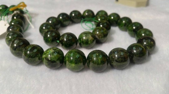 13 MM Chrome Diopside  Round beads Very good quality in 15