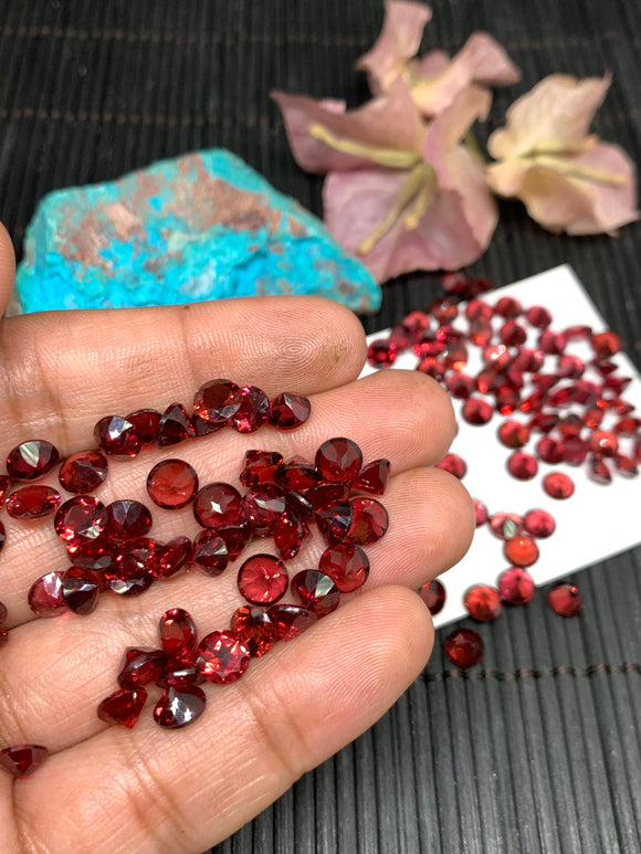 Garnet Round Faceted 6 mm size - Code #G7 -Garnet Cut Stone -Natural Garnet Loose Stone - AAA Quality Stones- Pack of 8 Pieces