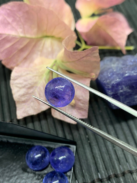 9mm Tanzanite Cabochon Round Calibrated Size Code #T140 -4A Quality Natural Tanzanite Cabs- Medium Purple Color Tanzanites (1 Piece))