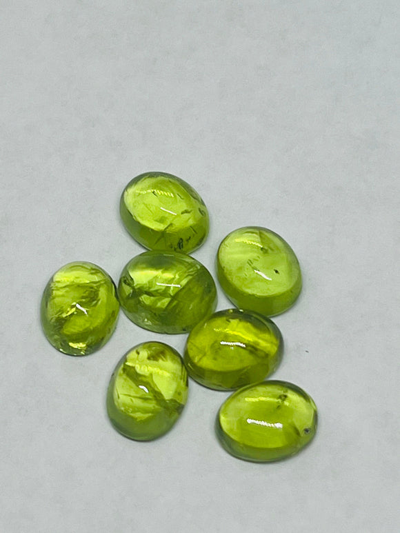 Peridot Oval 8X10MM Cabochons, AA Quality , Pack of 1 Pcs. natural peridot .