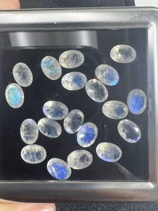 5X7MM Moonstone Faceted Oval, AAA Quality Moonstone Faceted - Pack of 5 Piece, Oval shape loose cut stone.