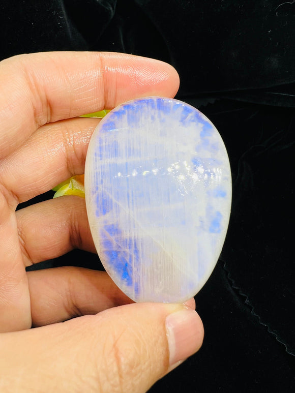 Moonstone Cabochon 56X39MM  Blue Flash Code D1 Natural Rainbow Moonstone Cabochon Weight 36.3-gm AAA . Moonstone Cabs