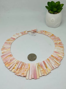 Queen Conch Shell Necklace  • 6X15-40 mm Graduate Size • Length 20.7 inch • AAA Quality • Natural Pink Queen Conch Shell Necklace