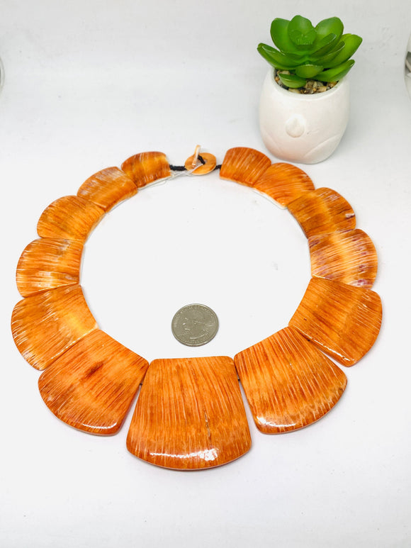 Spiny Oyster Shell Necklace  • 28 -53  mm Size •  AAA Quality • Natural Shell • Shell Necklace • Orange Color