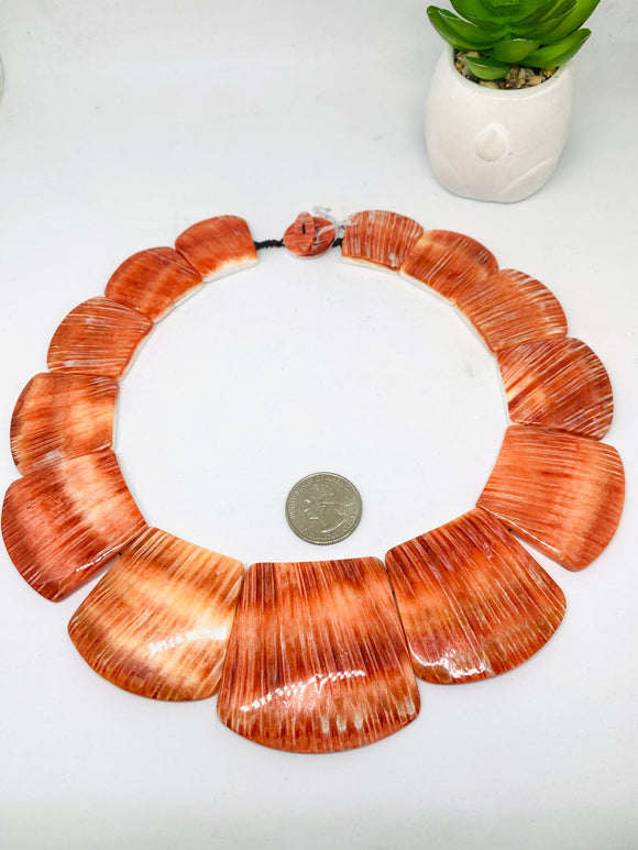 Spiny Oyster Shell Necklace  • 28 -53  mm Size •  AAA Quality • Natural Shell • Shell Necklace • Red Color