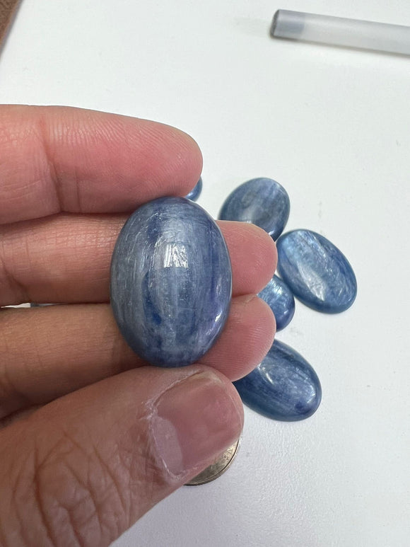 Kyanite Oval 25X18 MM Cabochons, Kyanite Cabs, Super Fine Quality Cabs, Pack of 1 pc.