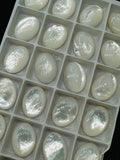 White MOP Oval Cabs • 12x16 / 13x18 mm Size  • AAA Quality • Pack of 6 pieces • Mother of Pearl Cabochons