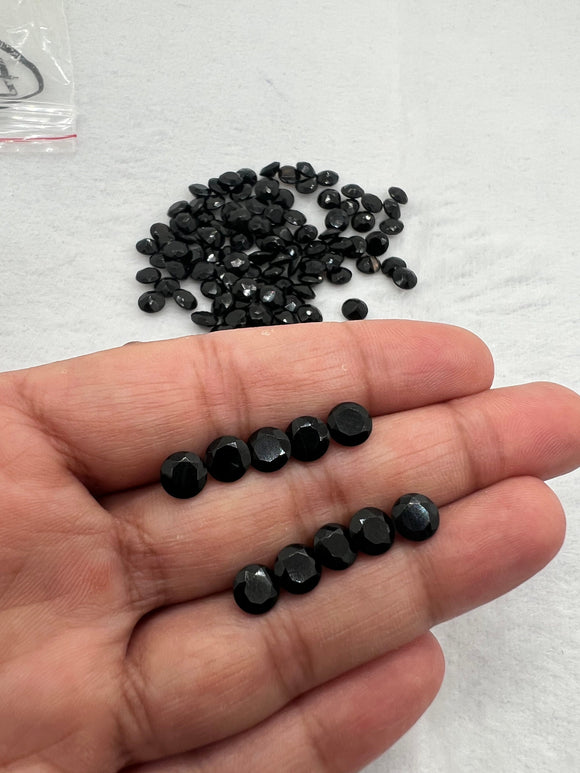 6MM Black Onyx faceted loose stone, back of 6 pieces. Black onyx cut stone.