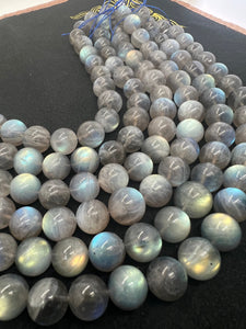 Labradorite Round 18 MM beads, good Quality and perfect round shape . lots of Yellow and Blue Flash -AAA Grade