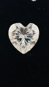 Moissanite Heart Cut 5 mm Size - Pack of 1 Pc -  Moissanite Loose Stone with GRA certificate - Color D - clarity VVS1