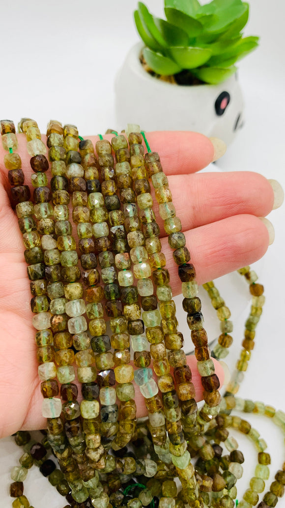 Grossular Garnet Faceted Cube Beads - 4 mm Size -  Length 40 cm - Grossular Garnet Apatite Box Beads