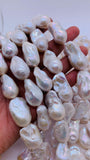 Freshwater Pearl Baroque Beads- Size 20-24 mm - AAA Quality - Length 40cm - Pearl Baroque Beads