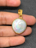 Freshwater Pearl Coin pendant with 1.50 Gold Micron , Natural freshwater pearl coin shape . finished Jewelry ,Pearl pendant ,size 20MM